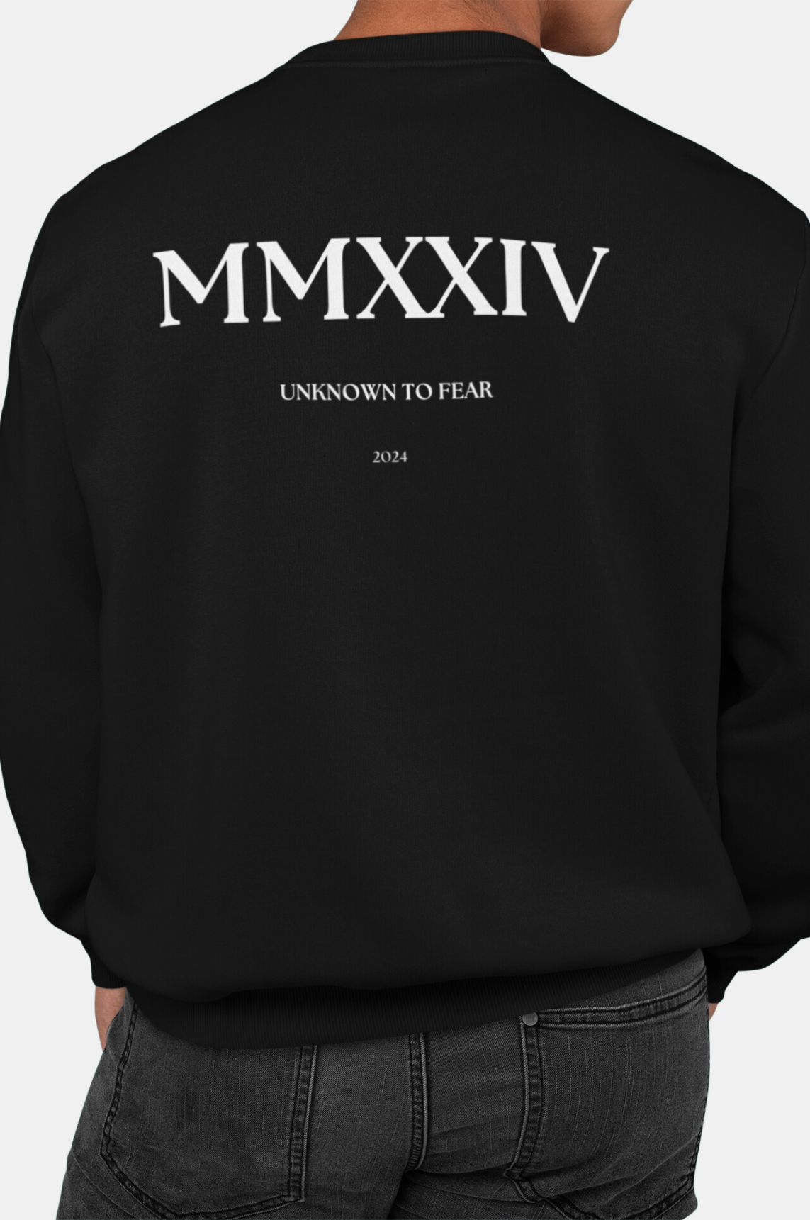  RomanMMXXIV, Sweatshirt, TimelessElegance, Grandeur, PremiumMaterials, BoldDesign, Comfort, Style, FashionForward, AncientRome, UrbanChic, Unknown To Fear